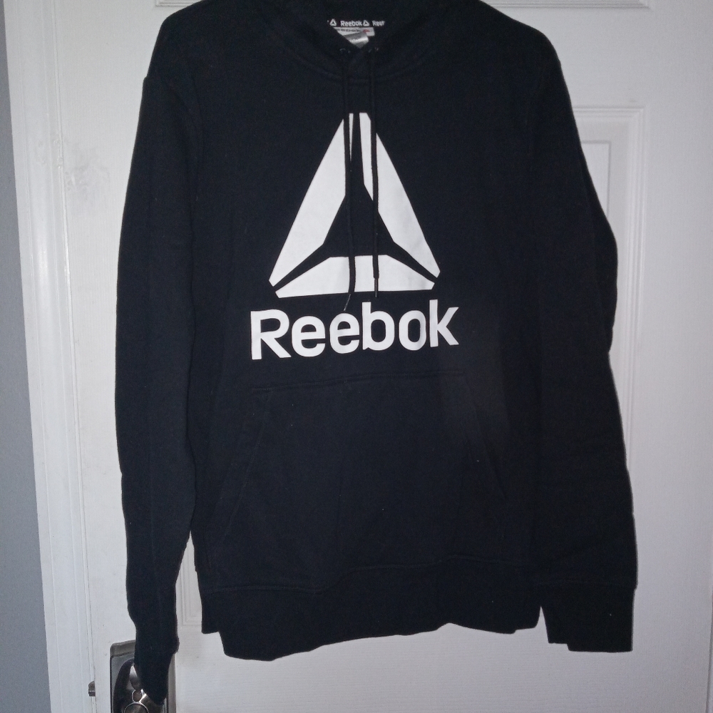 REEBOK sweatshirt long sleeve Hoodie size small never worn